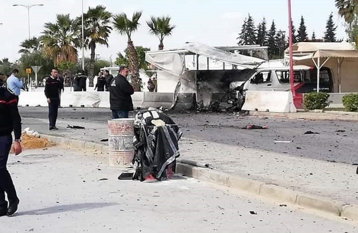 Photo of تونس العاصمة.. تفجير انتحاري أمام السفارة الأمريكية.