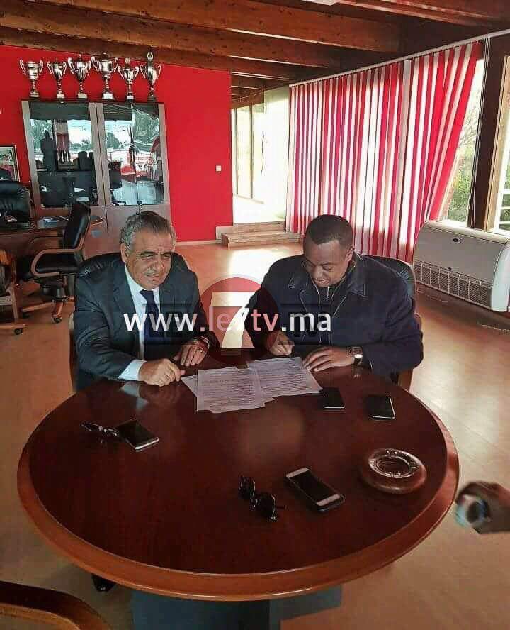 Photo of البنزرتي يشترط على الوداد التعاقد مع هذا اللاعب