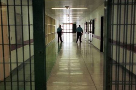 المندوبية العامة لادارة السجون: توقيع اتفاقية شراكة مع جامعة كرة القدم في افتتاح البطولة الإفريقية لكرة القدم المصغرة