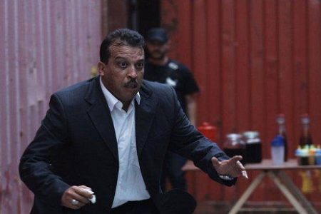 داداس يلبس ثوب السجين في شخصية “أوشن”