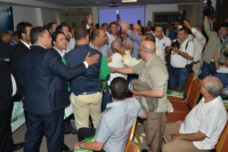 بلاغ منخرطين نادي الرجاء البيضاوي