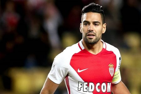 فالكو يقود موناكو إلى التأهل لنهائي كأس الرابطة الفرنسية