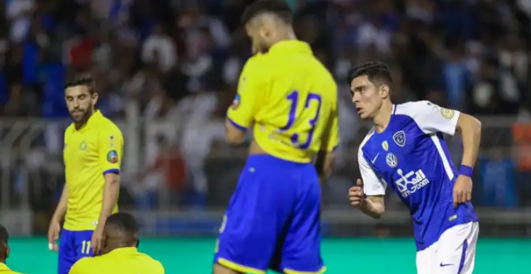 Photo of أشرف بنشرقي يسجل في أول مباراة له رفقة الهلال