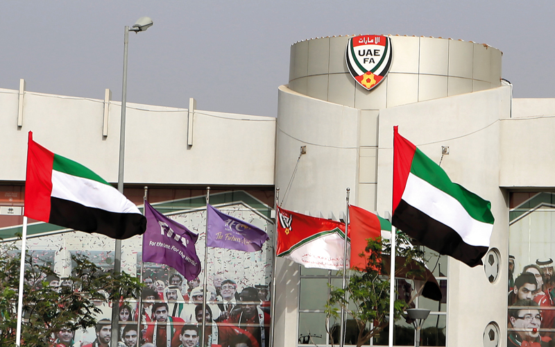 Photo of الدوري الإماراتي يعتمد نظام الفيديو