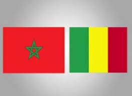Photo of أعلن المغرب ومالي، اليوم الخميس بالرباط، استعدادهما لإعطاء دفعة جديدة لعلاقاتهما الثنائية “التاريخية”. وفي هذا الصدد، وقع البلدان، بمناسبة زيارة العمل والصداقة التي يقوم بها الوزير الأول المالي، السيد سوميلو بوبيي مايغا، إلى المملكة المغربية، عددا من الاتفاقيات، خاصة، في مجالات النقل والتشغيل واللوجيستيك والدفاع. وقال السيد سوميلو بوبيي مايغا، في مؤتمر صحفي عقب اجتماع موسع ترأسه إلى جانب رئيس الحكومة، السيد سعد الدين العثماني، إن هذه الزيارة تهدف إلى إعطاء دفعة جديدة للعلاقات الثنائية التي شهدت نقطة تحول بعد الزيارة التي قام بها صاحب الجلالة الملك محمد السادس إلى مالي سنة 2014.