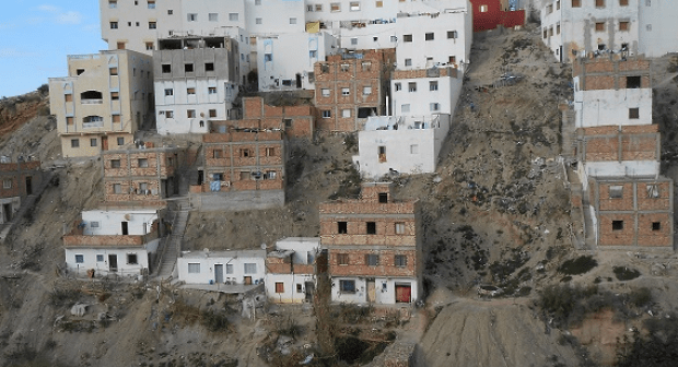 Photo of السجن لقائد وآخرين على خلفية البناء العشوائي بالحسيمة‎