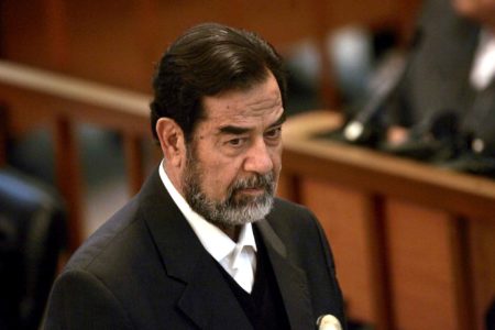 دراسة أمريكية تثبت “أن صدام حسين” أشجع رجال القرن عشرين.