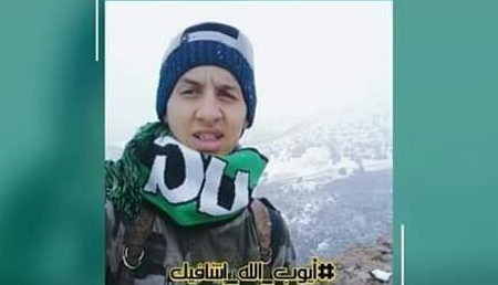 الشاب الرجاوي أيوب يعاني في صمت ويناشد المحسنين