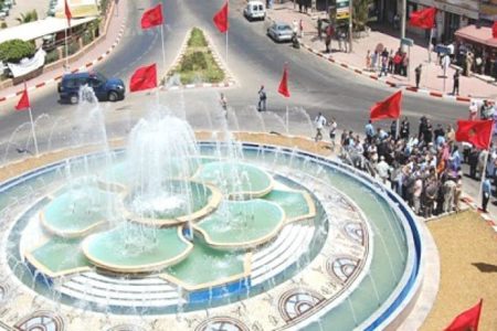 ولاية العيون: استقدام أفراد من مدن أخرى سلوك خطير..  وندعو الجميع بالوعي والمكوث في المنازل‎.
