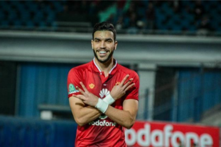 أزارو يتمسك بالرحيل عن الأهلي‎