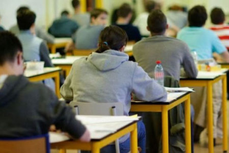 اجتماع بين أمزازي ومدراء الأكاديميات الجهوية للوقوف على آخر الترتيبات لاجتياز امتحانات البكالوريا‎