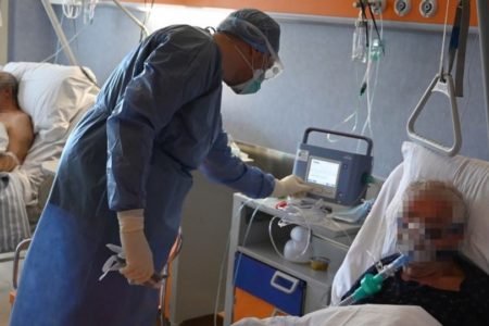 فيروس كورونا…عدد الإصابات المؤكدة عبر العالم يتخطى حاجز التسعة ملايين‎