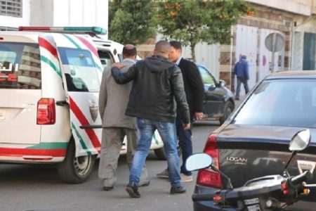 أكادير.. توقيف مستخدم يشتبه تورطه في قضية تتعلق بمحاولة إرشاء شرطي