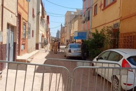 بعد ظهور بؤرة عائلية…السلطات تغلق حيا كاملا بالفقيه بن صالح‎