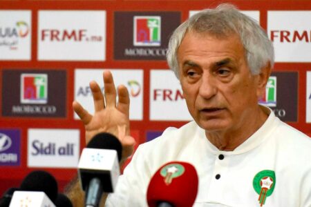 لقاء لحاليلوزيتش مع وسائل الإعلام بعد التاهل لكان الكامرون