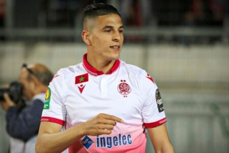 الناهيري يفاجئ مكونات الوداد