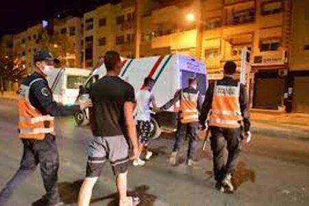 توقيف 12 شخصا للاشتباه في تورطهم في إحداث الشغب وتبادل العنف المرتبط بالرياضة‎‎