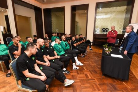 زيارة خاصة من لقجع لعناصر المنتخب قبل مواجهة غانا