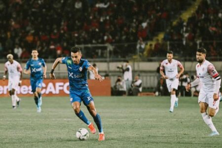 الركراكي يكشف عن تشكيلة الوداد الرسمية أمام الزمالك