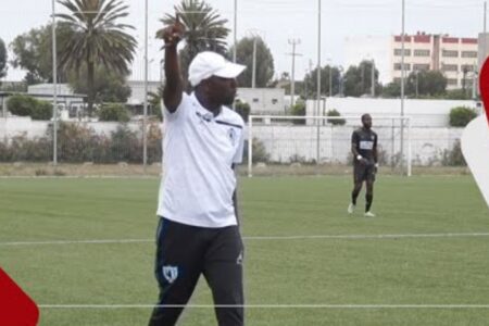 هكذا وجه مدرب اتحاد بوسكورة لاعبيه خلال مباراة السد النهائية أمام وفاء انبعاث سيدي مومن