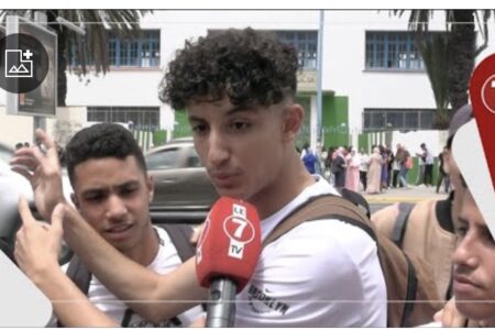 من أمام ثانوية شوقي بالبيضاء…تلاميذ ” الباك ” : ” مخلاوناش نقلو والفيزياء صعيبة بزاف “