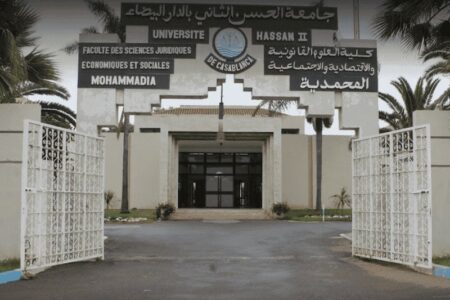 طالب بكلية الحقوق بالمحمدية يتنكر بلباس نسائي لاجتياز امتحان بدل زميلته