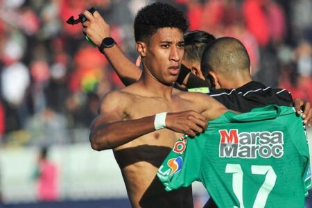 حميد أحداد ينتقل من الرجاء إلى حسنية أكادير