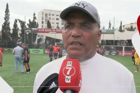بحضور نجوم وأساطير الكرة المغربية .. مباراة تكريمية بين قدماء الجيش الملكي والراسينغ البيضاوي