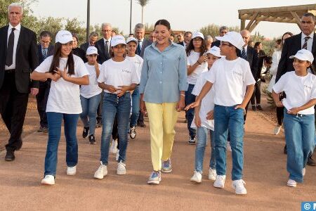 صاحبة السمو الملكي الأميرة للا حسناء تدشن بمراكش منتزه الزيتون بـ”غابة الشباب”