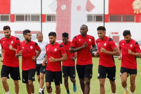 الوداد الرياضي يستعيد خدمات لاعبه قبل موقعة اتحاد تواركة