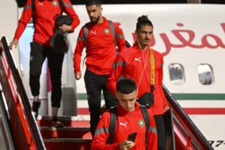 الأسود يتعرضون للعنصرية من طرف موظفين بفندق إقامتهم باسبانيا