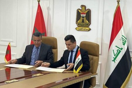 وهبي يوقع مع نظيره العراقي برتوكول تفاهم في مجال العدالة