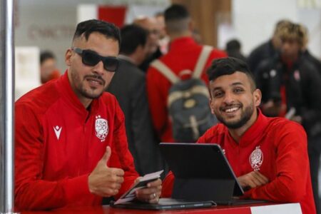 الوداد يحط الرحال بالمغرب