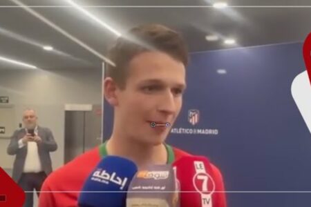 المشجع الانجليزي “ثيو”: عشقي للكرة المغربية بدأ من قطر، ولقيت حب كبير من المغاربة