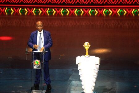 الكاف يتلقى طلبات من جانب 6 دول لاستضافة بطولة كأس إفريقيا
