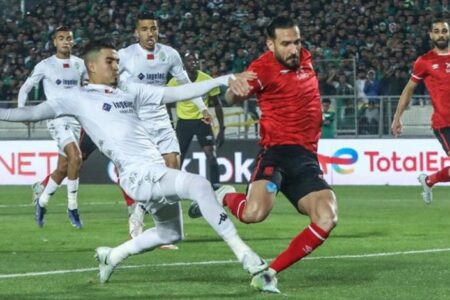 ضربة موجهة للأهلي المصري قبل قمته أمام الرجاء الرياضي