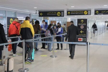 توقيف مسافر وزوجته يحملان الجنسية البرازيلية بمطار المنارة الدولي