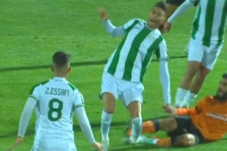 إصابة خطيرة لنجم الوداد سابقا حمزة أسرير