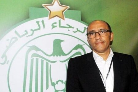 فعاليات بارزة تتصل بجواد الزيات من أجل عودته لرئاسة الرجاء الرياضي