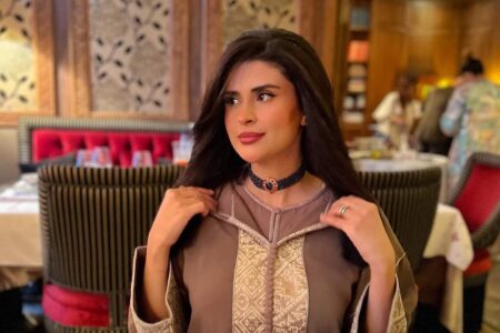 بالصورة .. سلمى رشيد تفاجئ محبيها بإطلالتها الجديدة