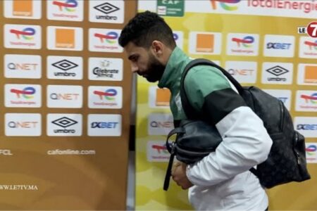 حسرة وخيبة أمل … هكذا غادر لاعبو الرجاء ملعب القاهرة بعد الهزيمة أمام الأهلي