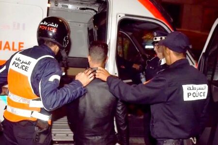 مراكش: توقيف شخص يشتبه في تورطه في النصب والاحتيال على عدد من الراغبين في أداء مناسك العمرة