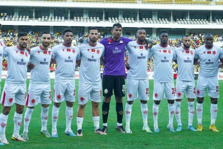 التشكيلة الرسمية للوداد في مواجهة اتحاد اتواركة