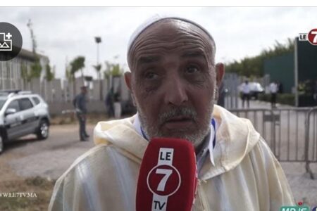 من أمام أكاديمية الرجاء… المشجع الوفي ” با لحسن ” : ” بغيناهم يخدمو غي الفرقة وعيينا من المشاكيل “