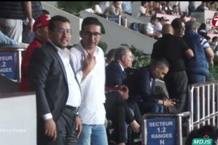 فرحة هستيرية الناطق الرسمي للوداد “الزوات” وعضو المكتب المسير “محمد طلال” بهدف الوداد أمام الجيش
