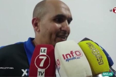 مدرب الماص “عمر حاسي” بعد الانتصار على الرجاء: مجهود كبير قامو به اللاعبين والقادم افضل