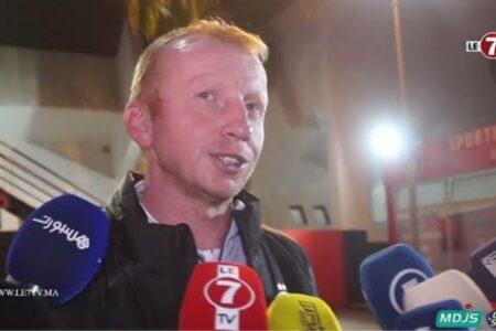 أول خروج اعلامي لمدرب الوداد الجديد “فاندربروك”: الفوز على المحمدية/مواجهة صان داونز في دوري الابطال