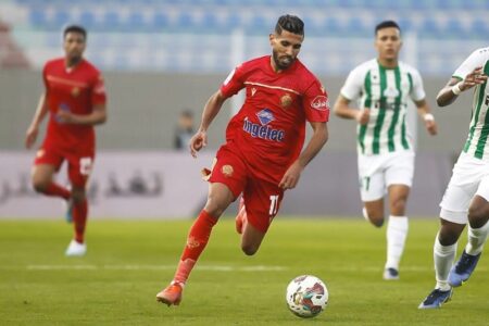 مقتريض يخصص منحة مالية مهمة للاعبي الدفاع الجديدي في حال إقصاء الوداد