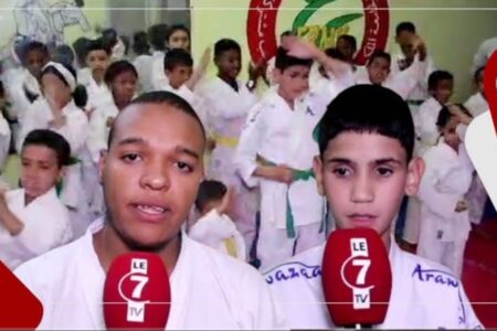 استقبال رائع ومميز للبطل المغربي الشاب في رياضة الكراطي “علي هكو”ابن دوار تساونت زاكورة