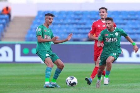 الاتحاد العربي يكشف هوية الحكم الذي سيقود مباراة الرجاء و الكويت الكويتي